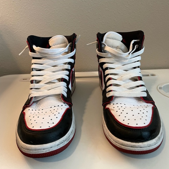 Jordan 1s Nike high tops red white and black size 8.5 men’s - Picture 1 of 8